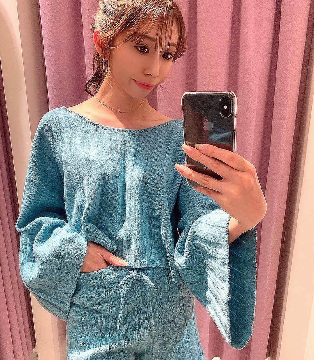 Ravijour札幌4丁目プラザ店のインスタグラム：「#new #onsale 新しく入ったルームウェア❤️ トップスは前後2wayなので好みで着れちゃいます😊✨ 詳しくはblog更新しました☀️ #RAVIJOUR #ラヴィジュール #ravijourstaff  #ravijoursapporo  #ravijour_official」
