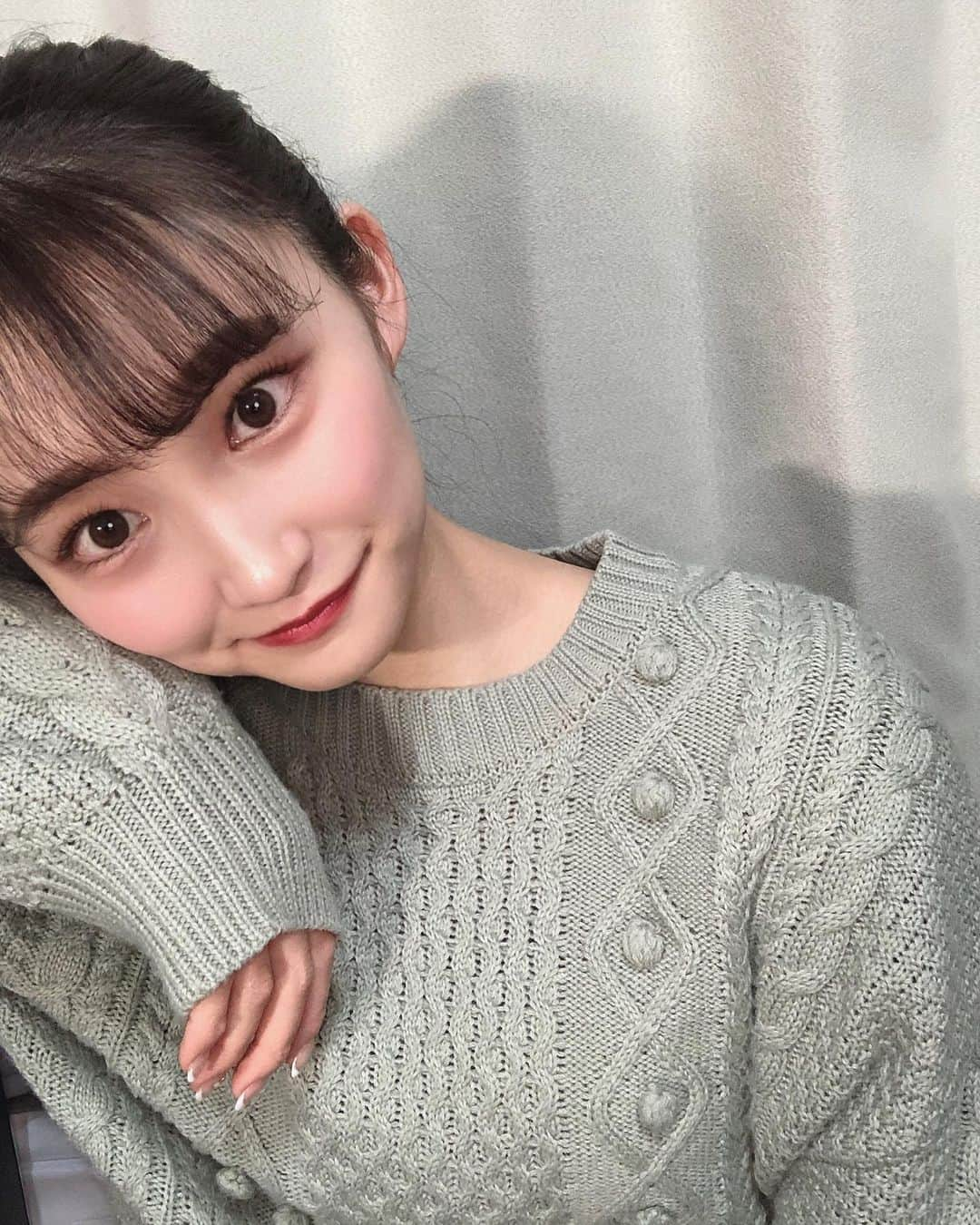 加藤早和子さんのインスタグラム写真 - (加藤早和子Instagram)「❤︎ たまにはセルフィー🤳🏻  ストーリー見てくれた方は 見覚えがあるかもしれない写真…😙  . . #セルフィーショット #ビジョビ #ベビーフェイス #女子大学生 #ポートレート #ポートレート撮影 #ポートレートモデル #ポトレ #被写体 #漏れなく盛れます #selfyshot #as_archive #as_picture」12月20日 18時35分 - kato_sawako