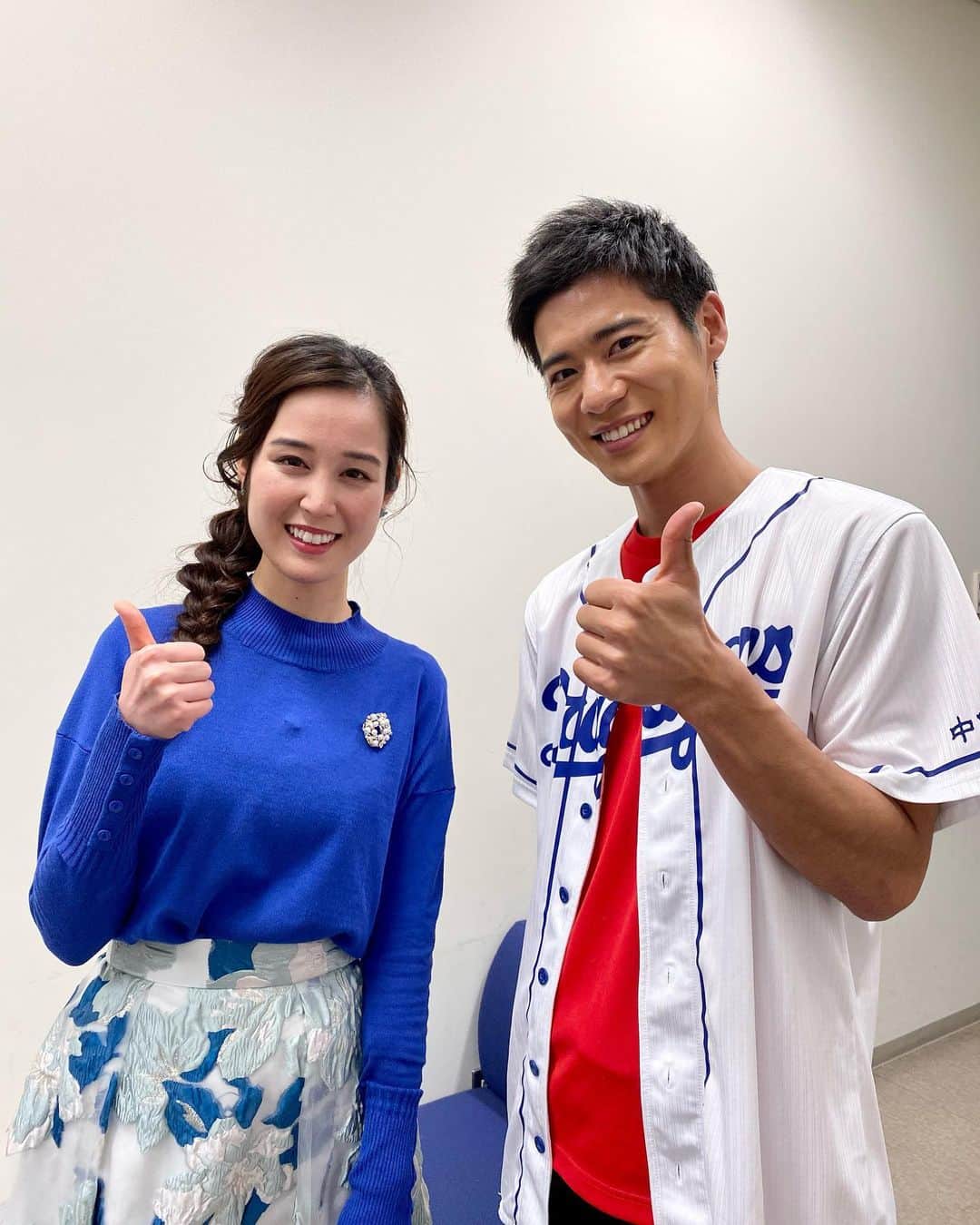 宮武紗里さんのインスタグラム写真 - (宮武紗里Instagram)「. . 昨日、2年半お世話になった番組を卒業しました。 . 今年いっぱいで東海テレビを退職し、 新たな道に進みます。 . 皆さんと一緒に一喜一憂しながら ドラゴンズを応援出来たことが、 とてつもなく幸せでした。 . これからも、どこにいても ドラゴンズ愛💙💙💙 . 来年こそ、絶対優勝するぞ🙌😆✨ . #ドラゴンズ #ドラHOT＋ #宮武紗里」12月20日 10時26分 - sari_miyatake