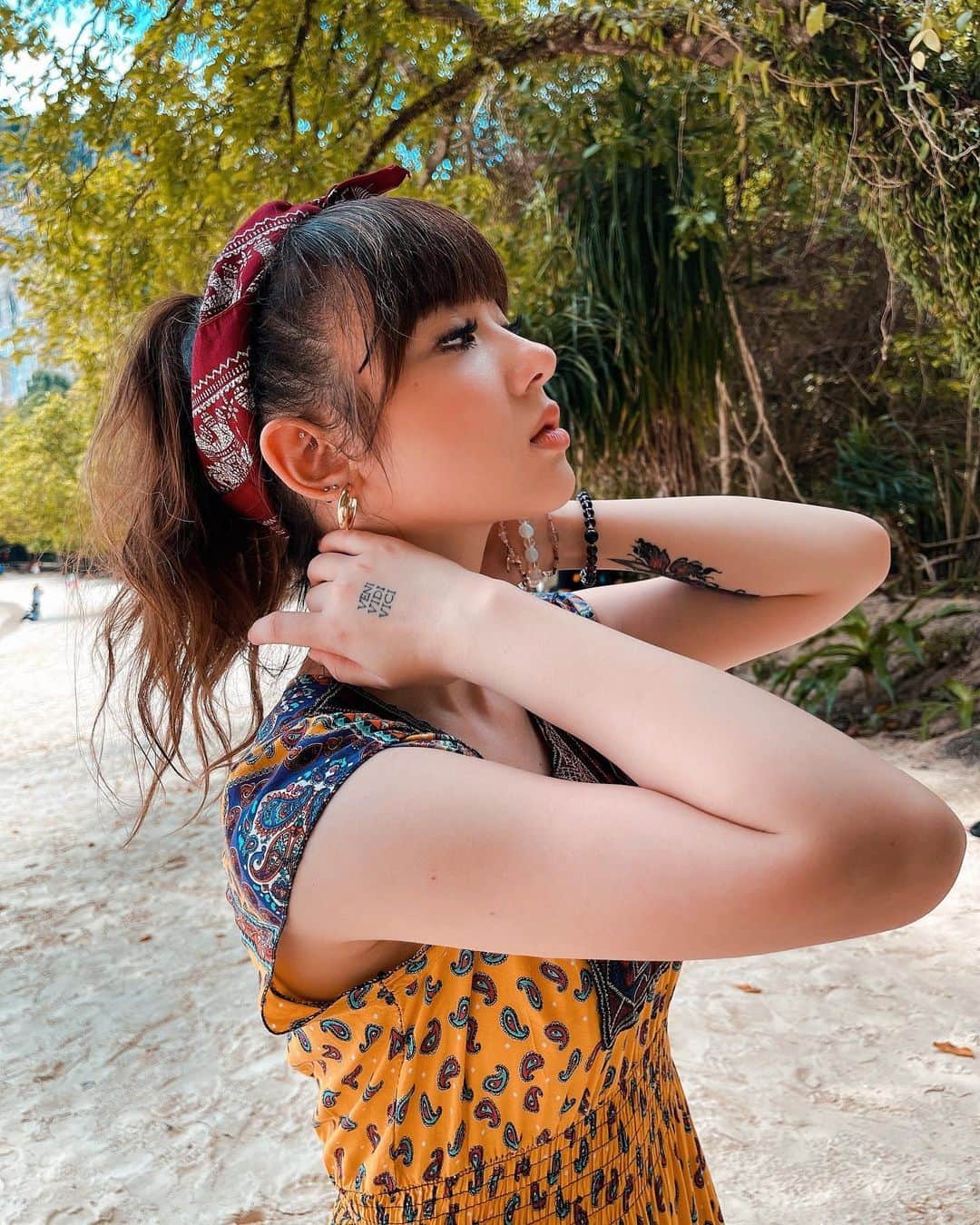 のインスタグラム：「🦋💙」