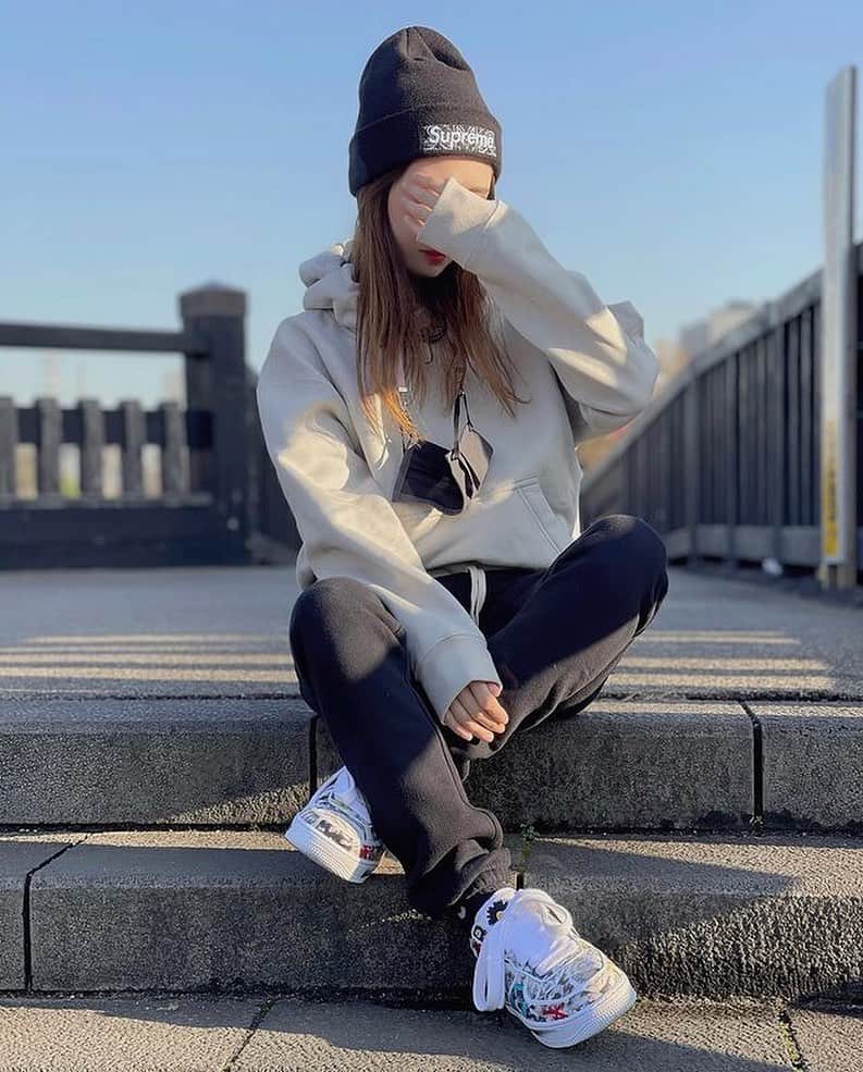 スト女子 ストリートファッション女子さんのインスタグラム写真 スト女子 ストリートファッション女子instagram ナイキコーデ ご本人様 Ryowestgirl Street Zyoshi の兄弟アカウントを紹介 Nextreet Nextreet リッチギャング