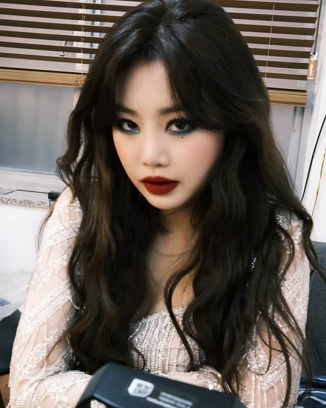 (G)I-DLEさんのインスタグラム写真 - ((G)I-DLEInstagram)「[#수진] 네버랜듀 스튜디오춤 봤어여~? 열심히 준비했는데 좋아해 주셨으면 좋겠어요💕 아직 안 본 네버랜드는!!! 꼭 봐요😎 스타시스템 최공 네버랜드 최공」12月20日 11時57分 - official_g_i_dle