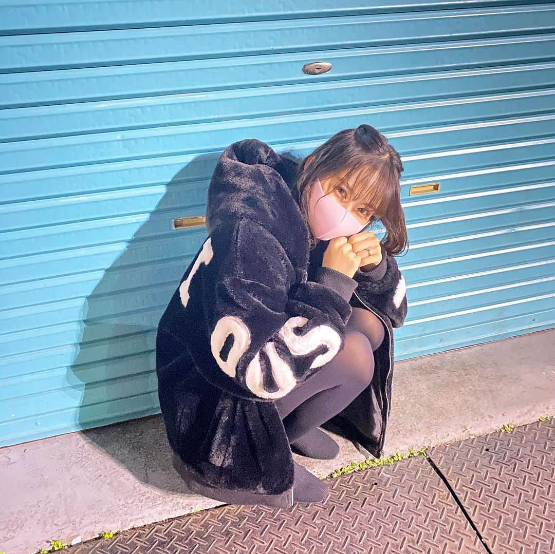 上水口姫香さんのインスタグラム写真 - (上水口姫香Instagram)「最近寒いね😷  私のおすすめのブーツ🥺  #黒コーデ」12月20日 12時09分 - hime___k