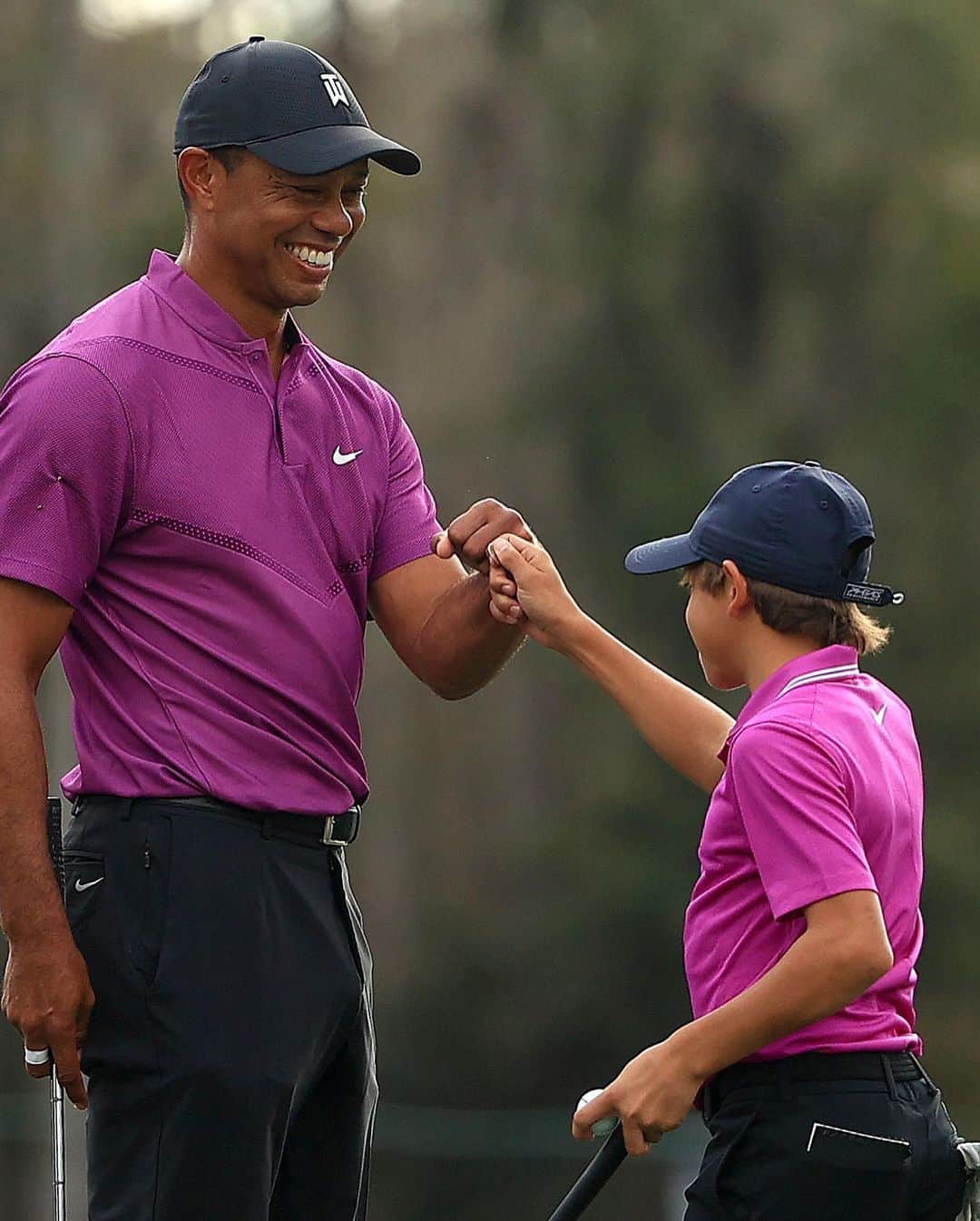 Just Jaredさんのインスタグラム写真 - (Just JaredInstagram)「@tigerwoods & son Charlie were a cute father-son duo while competing in the PNC Championship together! #TigerWoods #CharlieWoods #PNCChampionship Photos: Getty」12月20日 12時49分 - justjared