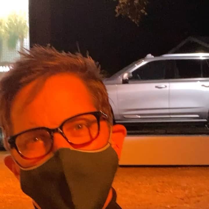 ダン・ブカティンスキーのインスタグラム