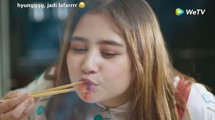 Prilly Latuconsinaのインスタグラム