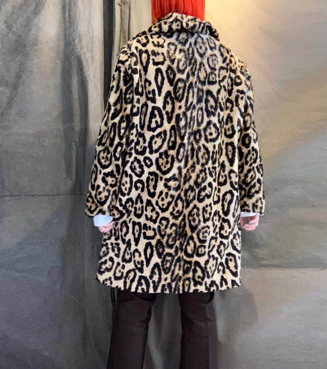 DROP...vintage select shopさんのインスタグラム写真 - (DROP...vintage select shopInstagram)「【New stuff】  1970s vintage leopard fake fur coat size ML位 PRICE ¥14000-(+TAX) model 162cm  本日インスタライブ後WEBSHOP掲載予定です。」12月20日 14時31分 - tokyo_drop