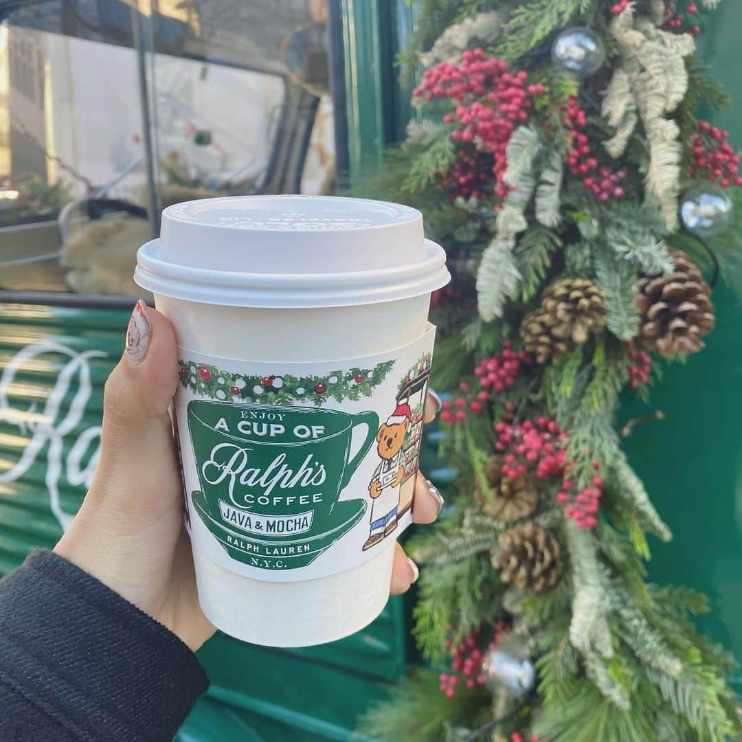 秋山衣梨佳さんのインスタグラム写真 - (秋山衣梨佳Instagram)「🐻☕️🎄  #Ralphscoffee クリスマス仕様になっててかわいかった🎅❤︎  #ralphlauren#cafe#polo#cafe#ラルフズコーヒー#ラルフローレン」12月20日 15時08分 - akiyamaerika