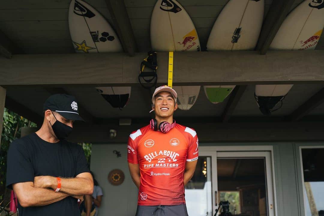 五十嵐カノアのインスタグラム：「In my flow state. Finals day tomorrow 🔦」