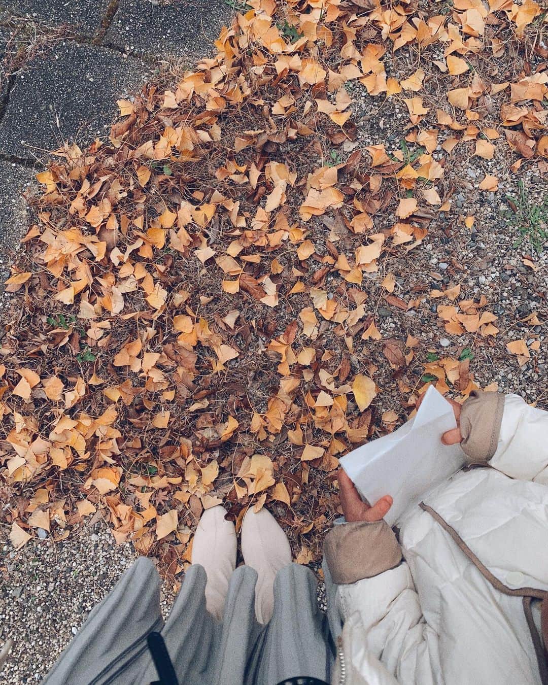 中田絵里奈さんのインスタグラム写真 - (中田絵里奈Instagram)「. ほかぁ☺️♨️ ここのおやき美味しいんだ〜 . . #かぼちゃおやき #かぼちゃおやつ #日比谷公園」12月20日 15時20分 - erinanakata