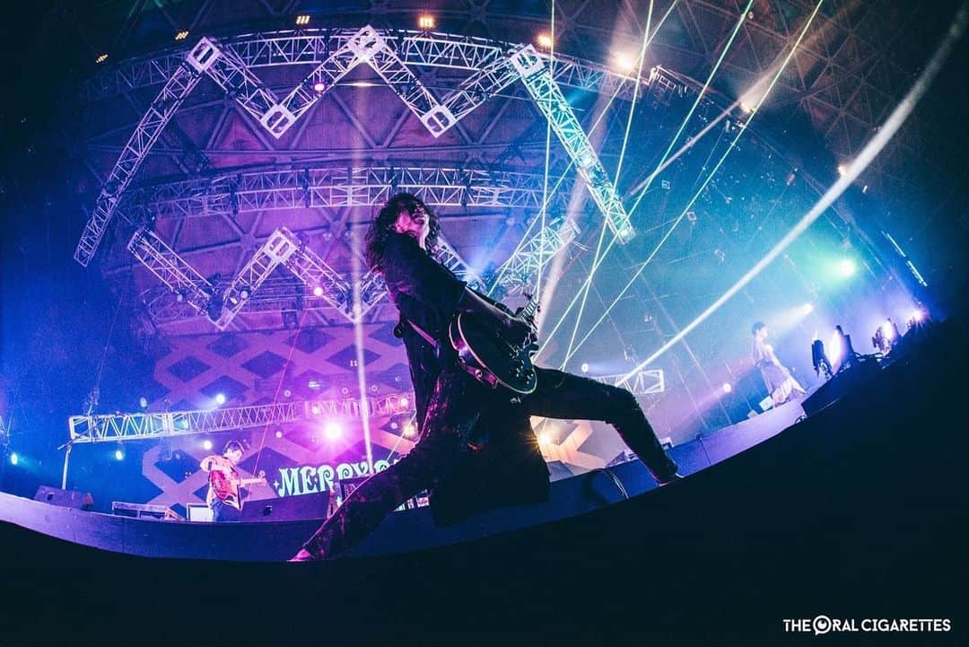 鈴木重伸のインスタグラム：「12.19MERRY ROCK PARADE photo by @satoshihata87」