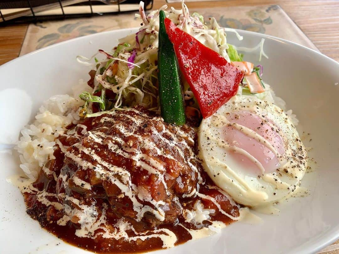 武内裕之のインスタグラム：「I ate the loco moco #japanesefood #fukuoka #lunch #locomoco #福岡 #大牟田」