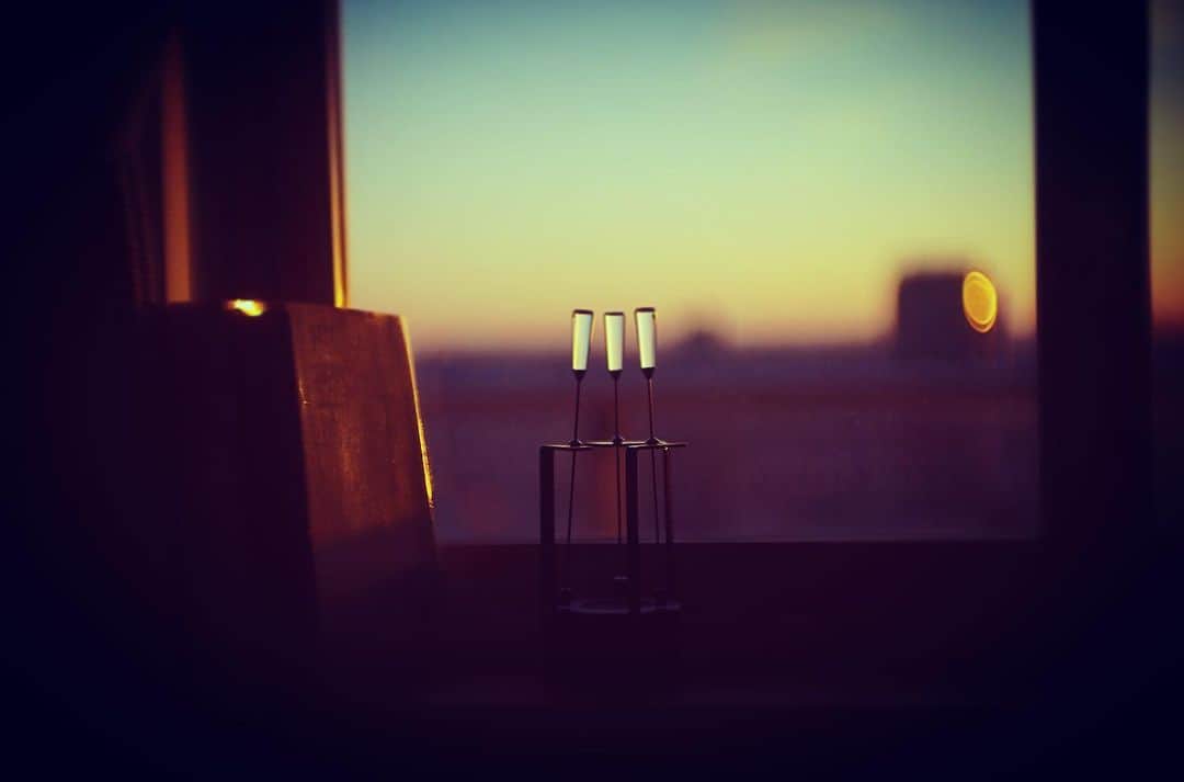 落合陽一のインスタグラム：「#yoichiochiai #落合陽一 #morning」