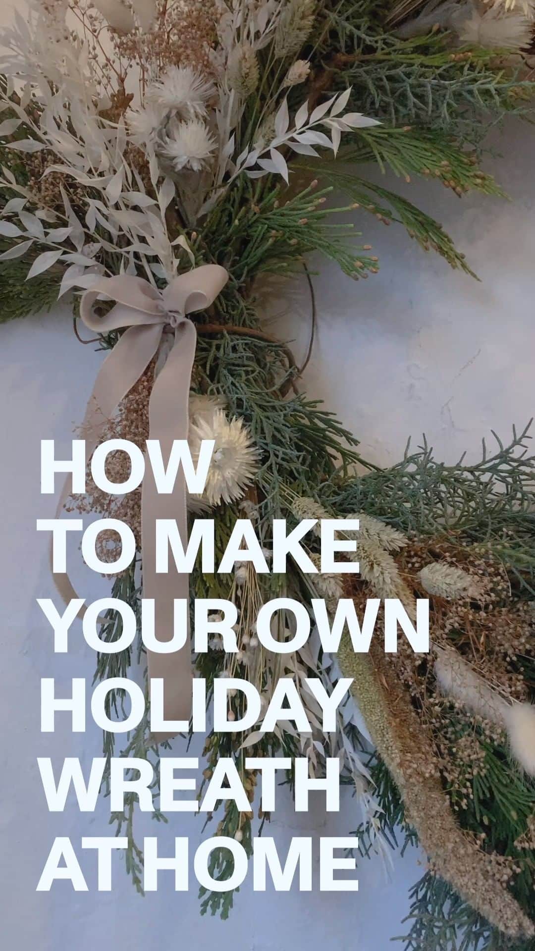 のインスタグラム：「Holiday vibes at home ✨. Schentell Nunn, the founder of the L.A.-based floral design studio @offerings.co, teaches us how to make a dreamy winter wreath with easy-to-find materials.   WHAT YOU'LL NEED - Wreath Base - Winter greens - Dried Elements - Scissors Or Pruner - Optional Bow  *L.A. locals: You can order a handmade winter wreath of mixed holiday greenery and dried elements from @Offerings.co*」