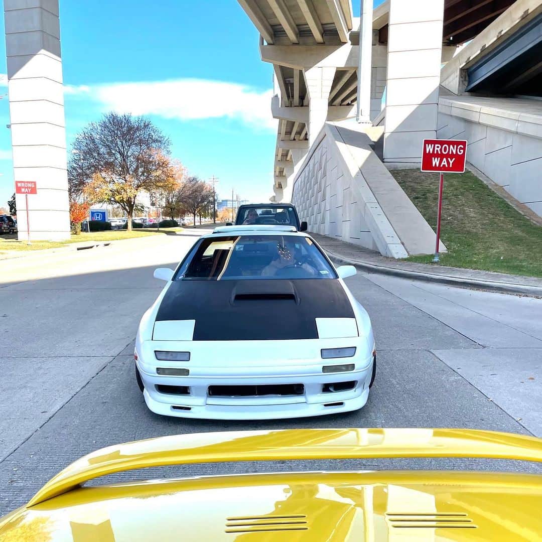スティーブのインスタグラム：「InitialD RX-7 FC in Texas!  #initiald #rx7 #texas #頭文字d #テキサス」