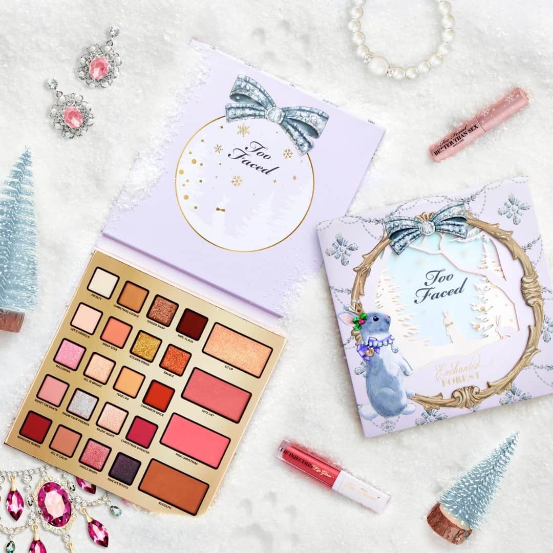 Too Facedのインスタグラム：「Step into a whimsical winter wonderland with our Enchanted Forest Makeup Set. ❄️ It includes an exclusive palette of eye shadows & face products, Lip Injection Lip Gloss, and a travel size Better Than Sex Mascara! #toofaced」
