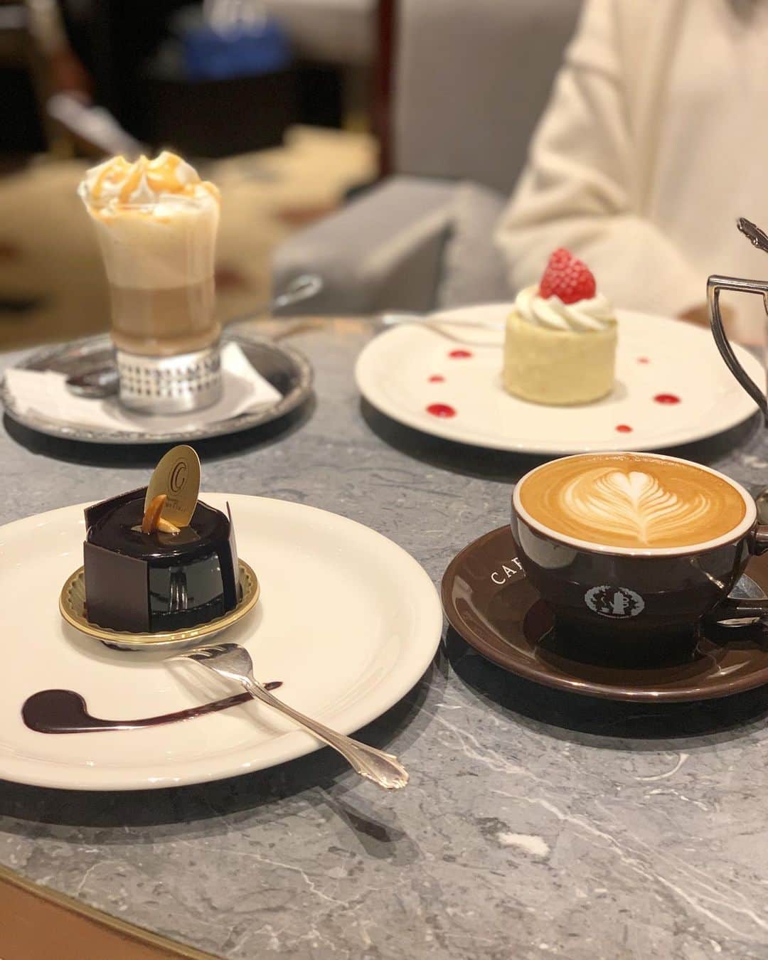 ハンナミのインスタグラム：「もう1ヶ月も経ったのか.、早いね🦌❄️」