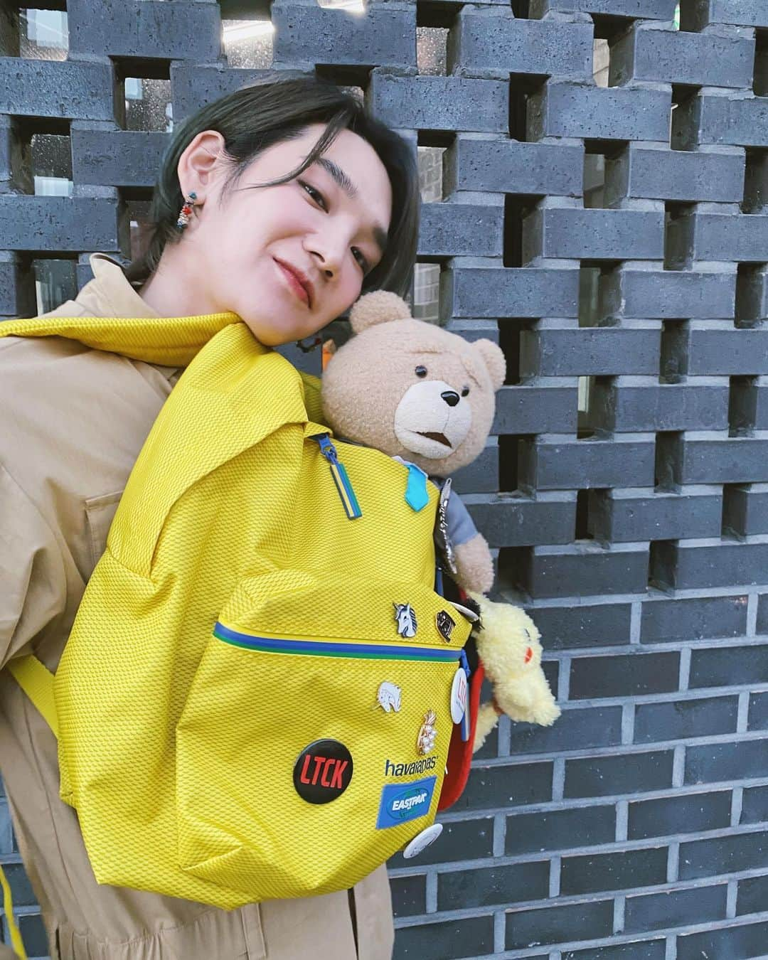 高田健太（KENTA）さんのインスタグラム写真 - (高田健太（KENTA）Instagram)「My friend 🧸🛍 #ted #teddybear #friends」12月20日 20時06分 - rkm0855