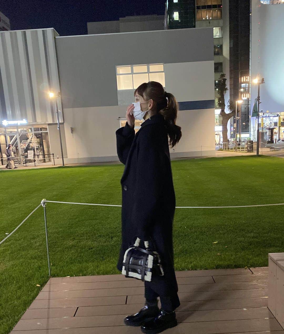 野島樺乃さんのインスタグラム写真 - (野島樺乃Instagram)「. 🐕‍🦺  鞄一目惚れしたの」12月20日 20時00分 - nojimakano_0906