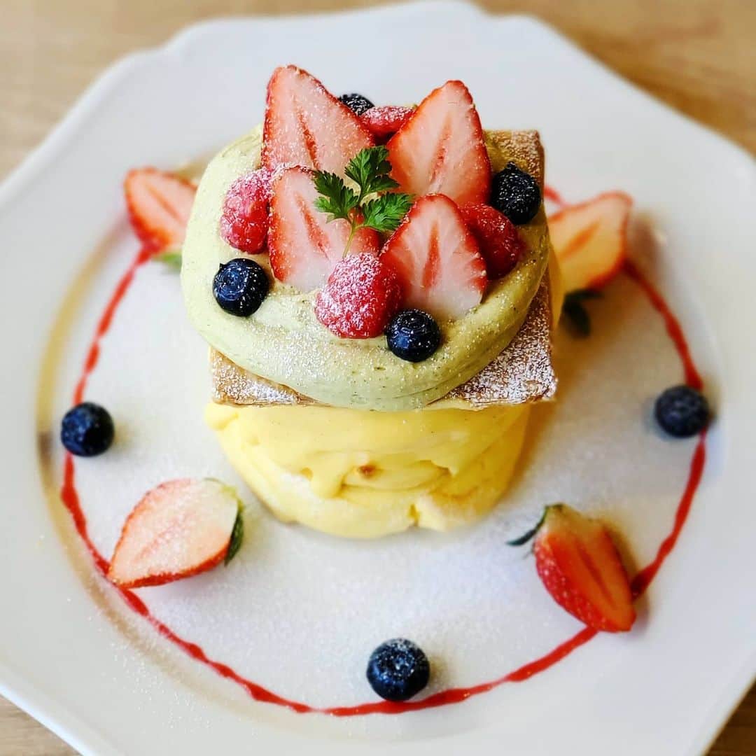 ミスター黒猫（黒猫仙人）のグルメインスタ