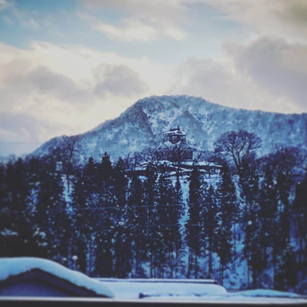 滝波宏文さんのインスタグラム写真 - (滝波宏文Instagram)「#越前大野城 #雪景色 #天空の城 #福井県 #大野市 #fukui」12月20日 20時23分 - hirofumitakinami