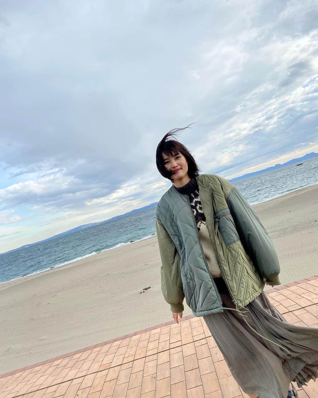 井頭愛海さんのインスタグラム写真 - (井頭愛海Instagram)「風ヤバス🍃」12月20日 20時35分 - manamiigashira_official