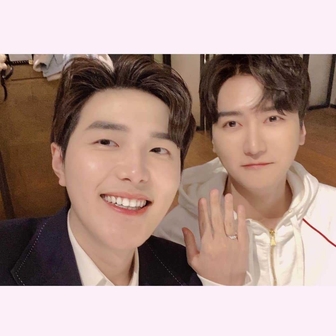 BAOZIのインスタグラム：「He said yes！❤️」