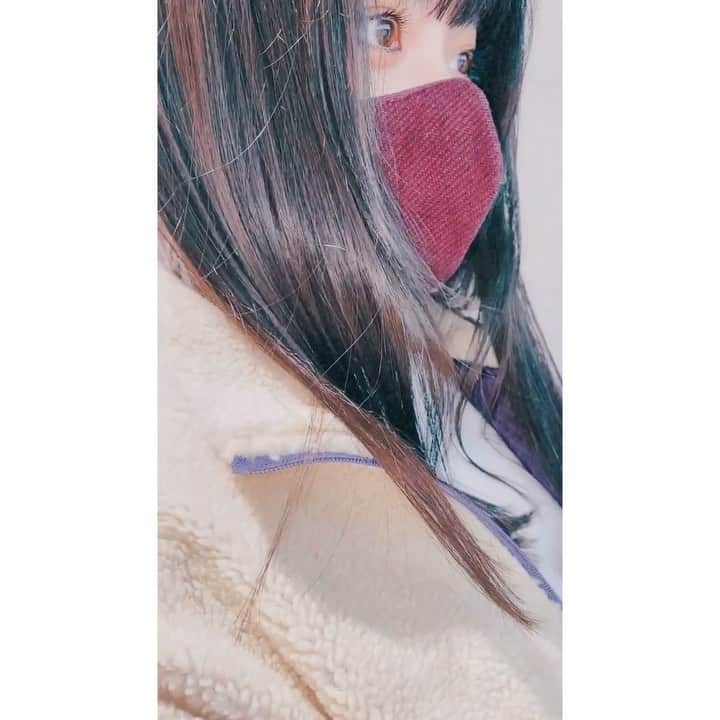 若林真帆のインスタグラム：「👸🏼🤍 マスク変えたよー」