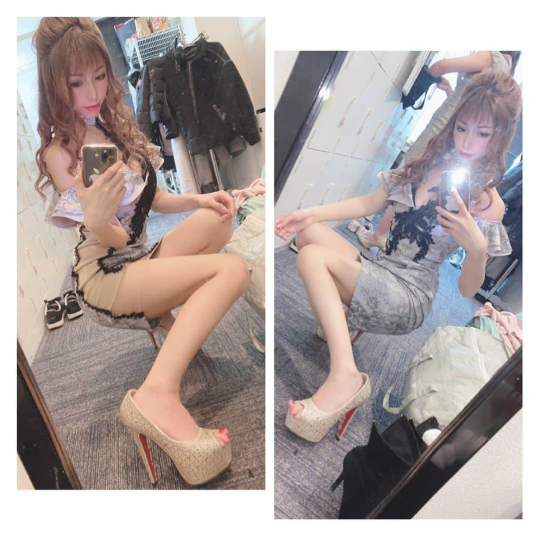 あゆかのインスタグラム：「昨日のおにゅーどれす😉 @jewels_dress_official のだよ！ かわいい❤️ てか、1.9万人ありがとうございます💓最高にうれしい！ インスタで来てくれたり、 出会いに感謝してます🥺 なんたって行動してくれるところがうれしいよね！！ いつもありがとうございます😊  .  #千葉キャバクラ#千葉富士見キャバ嬢#千葉富士見町キャバ嬢#千葉富士見キャバクラ#arドレス#ジュエルズドレス#オンラインキャバクラ#ファッション好きな人と繋がりたい#ヘアメイク#お家スタイル#息してる？#followｍe4 #follow4like#followtrain」