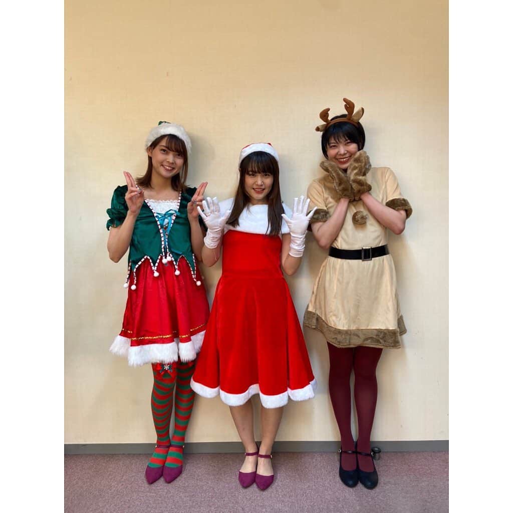 Nao☆ さんのインスタグラム写真 - (Nao☆ Instagram)「「We Wish You A Neggy Christmas! 2020」無観客オンラインライブありがとうございました☃️🤍❄️🎄✨ 楽しかったぁ〜✨ 2枚目の写真はDJconnieさんと🤗✨ ずっとこんなクリスマスイベントやっていきたいな🎄✨ 本当に、本当にありがとうございました😊🎄✨  #Negicco」12月20日 21時46分 - nao_ngc