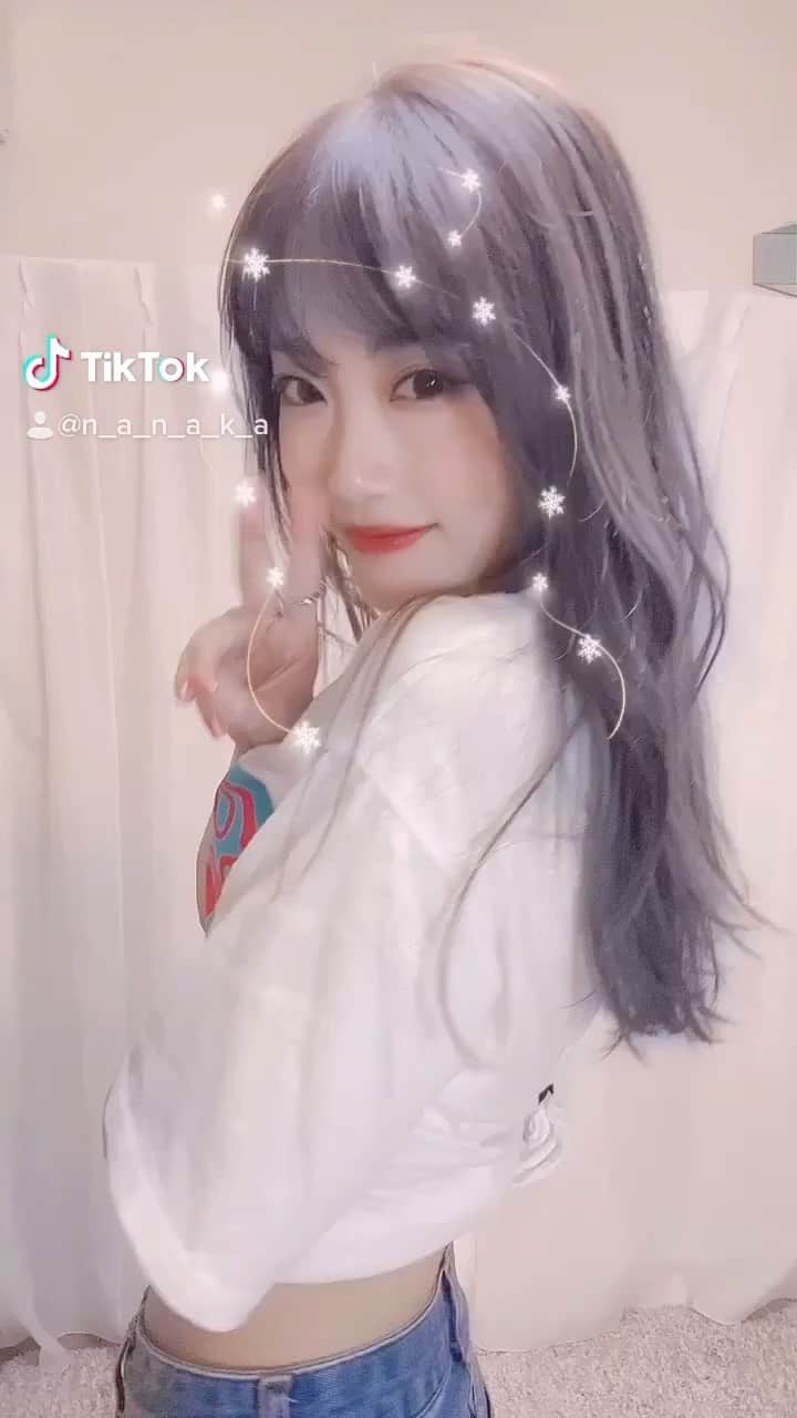 菜々香のインスタグラム：「踊ってみたりしたりしてみた。🪐🕺🕺🕺 #icantstopme#twice#踊ってみた#dance#reels」