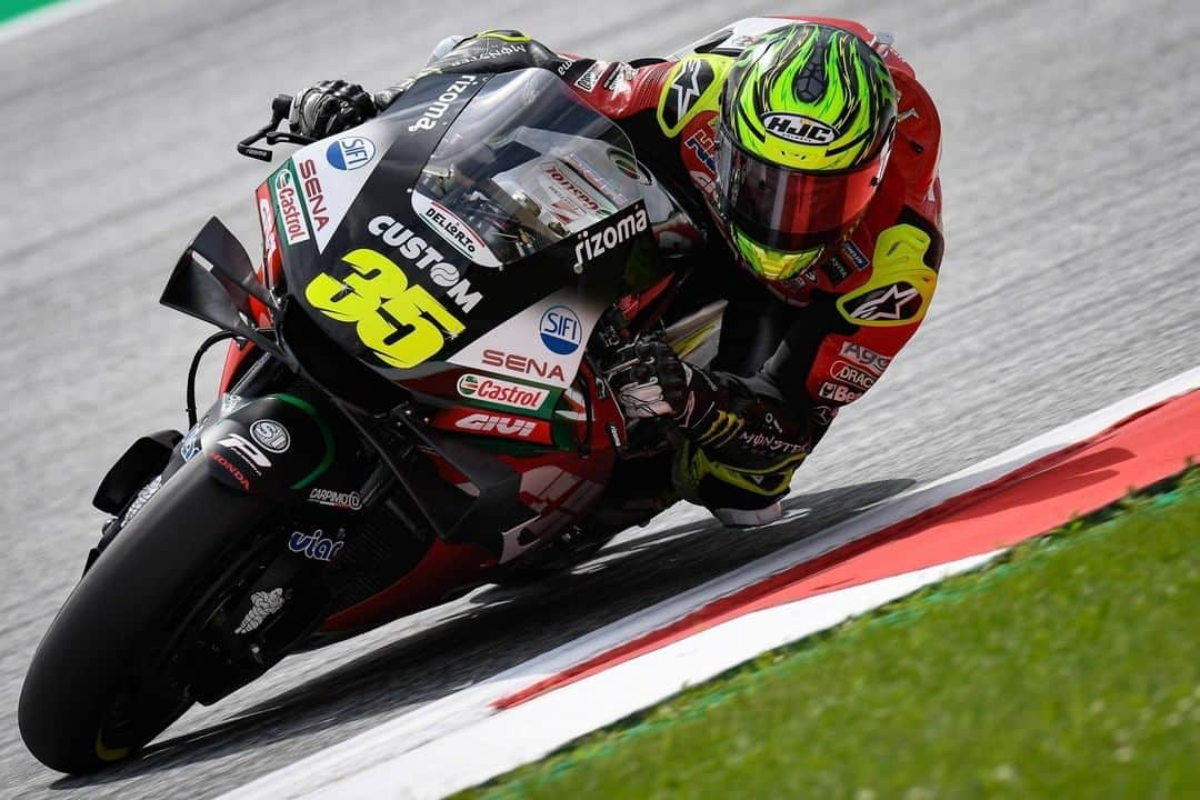 MotoGPさんのインスタグラム写真 - (MotoGPInstagram)「#MotoGP 2020 review 📋 @calcrutchlow // 🏁 World Standing: 18th 💪 Best result: 8th #CC35 #Motorcycle #Racing #Motorsport」12月20日 22時00分 - motogp