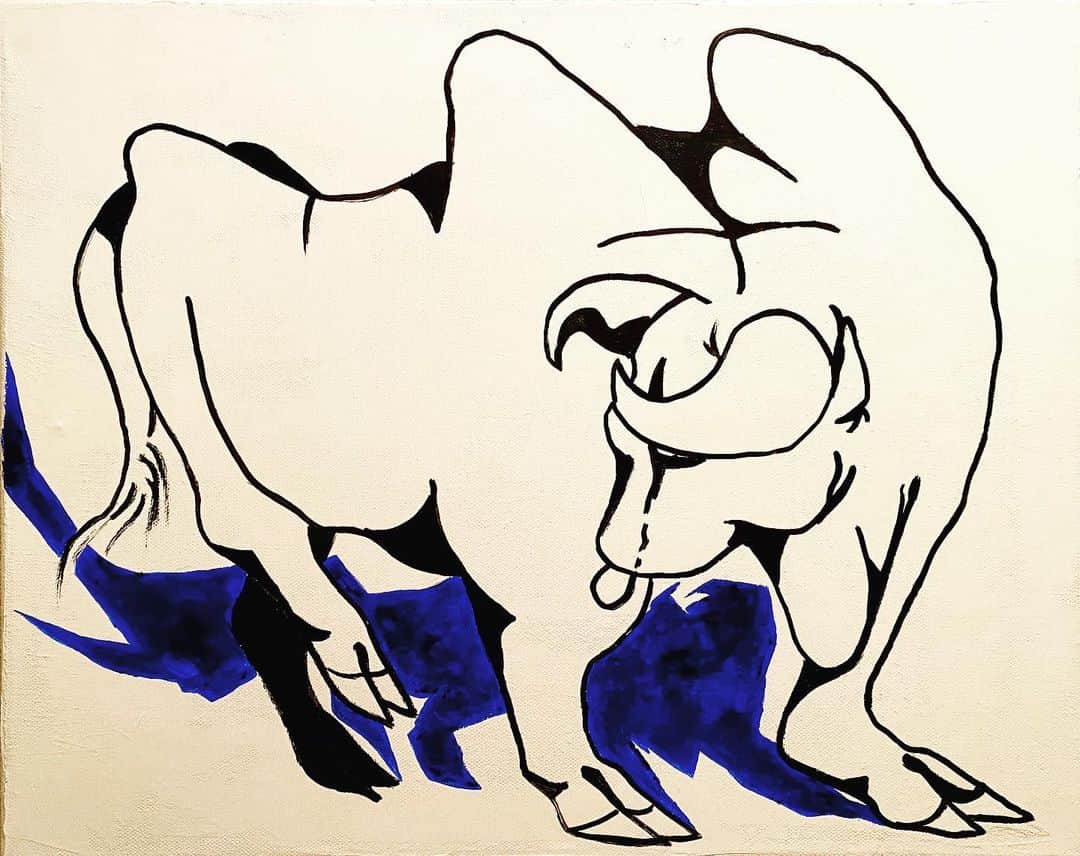 LiLi （矢野り々子）さんのインスタグラム写真 - (LiLi （矢野り々子）Instagram)「牛と影 bull and shadow  lili 14yrs old  #牛 #bull #影 #shadow #art #矢野り々子」12月20日 22時10分 - liliko.y