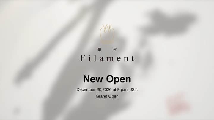 美容整体師川島さん。のインスタグラム：「Filament Fukuoka OPEN . 2020.12/23  Filament４店舗目となるFUKUOKA店が OPENとなります。 . 今回は福岡の一等地に 隠れ家サロンを作りました。 . 今までの店舗よりもさらに高級感を 追求し、本質を求める方に 合うテイストになっております。 . そして今回は国家資格保持の 女性スタッフもいるので、 お気軽に予約の際に選んでください。 . みなさんの住んでる街で 本物の整体が受けれるように 準備してまいりますので、 お楽しみにお待ちください。 . 今後ともFilamentグループを よろしくお願いします。 . -Filament 代表 川島悠希  Ps 今回も福岡OPENキャンペーンで 初回予約500円でお試しできます。 ただし先着順で３ヶ月のみのイベントですので、 お早めにお試しください🙇‍♂️ . #Filament #福岡 #整体」