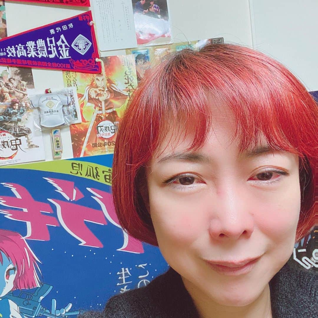 椿鬼奴さんのインスタグラム写真 - (椿鬼奴Instagram)「インスタライブありがとうございました！ #マヂカルラブリー 優勝の瞬間をたくさんの方と共感できて嬉しかったです‼️ ホントは #宇宙孤児イブキ の宣伝でインスタライブやったんだけどそれどこじゃなくなる感動😭 #これからもっかいM1見直します」12月20日 22時35分 - tsubakioniyakko