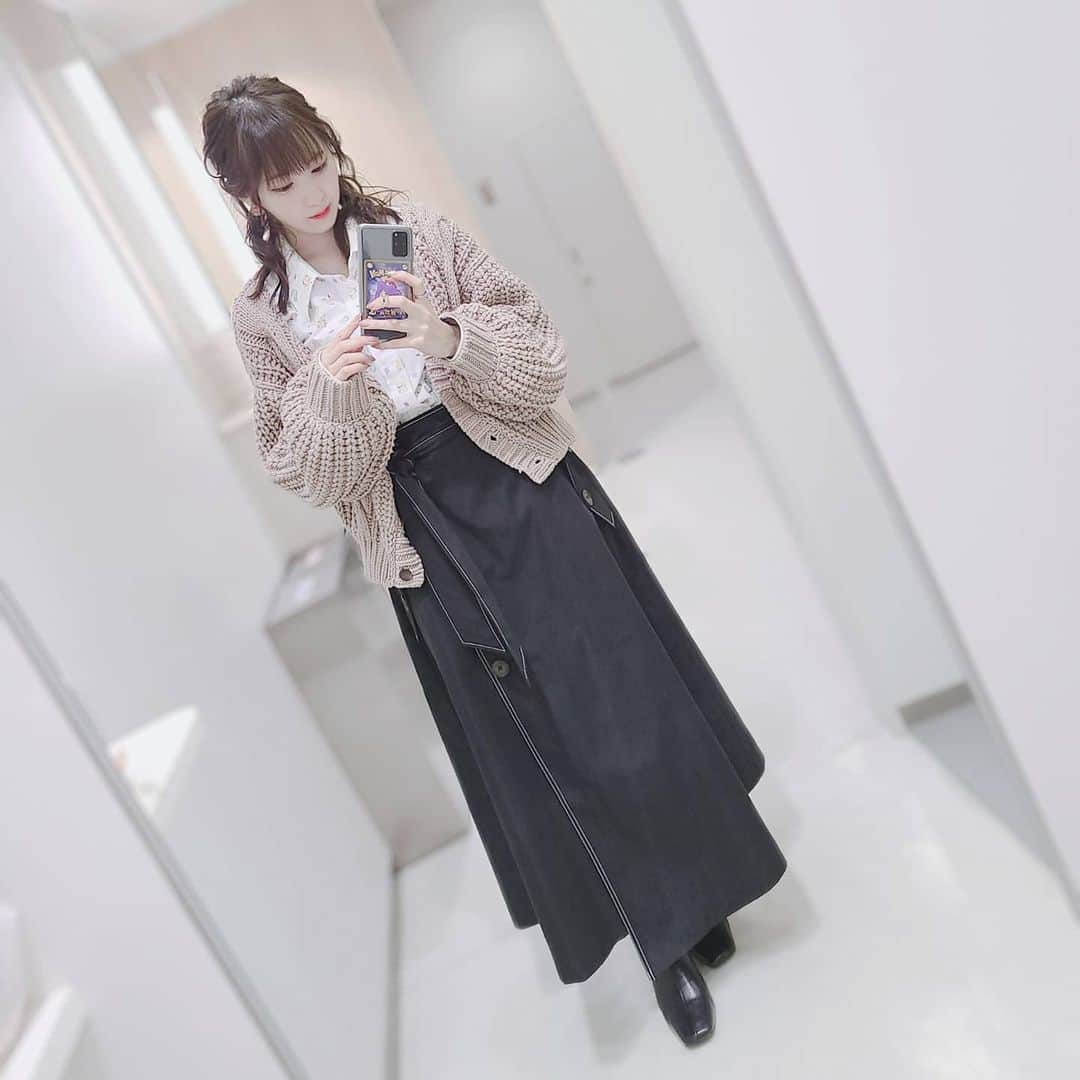 のインスタグラム：「この前のイベントの衣装！ ポケシャツまた可愛いのたくさんでてるからほしいな。。。ꪔ̤̮ ♡ #ななっぷる」