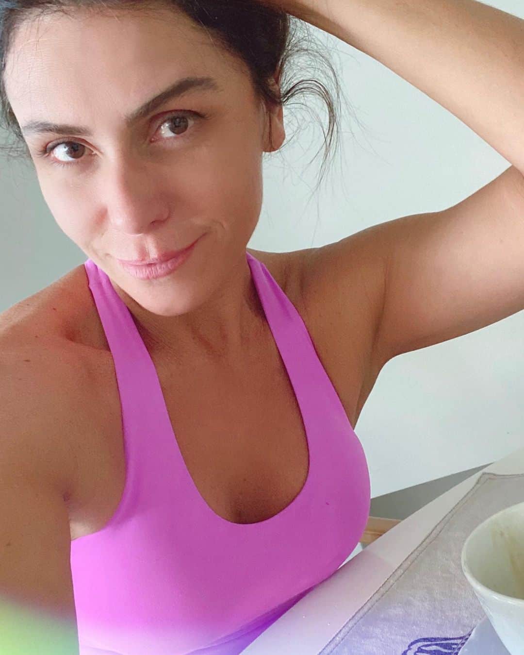 Giovanna Antonelliのインスタグラム：「Treininho básico de domingo !!! 👊🏾 Quem foi hoje ? #xôpreguiça」