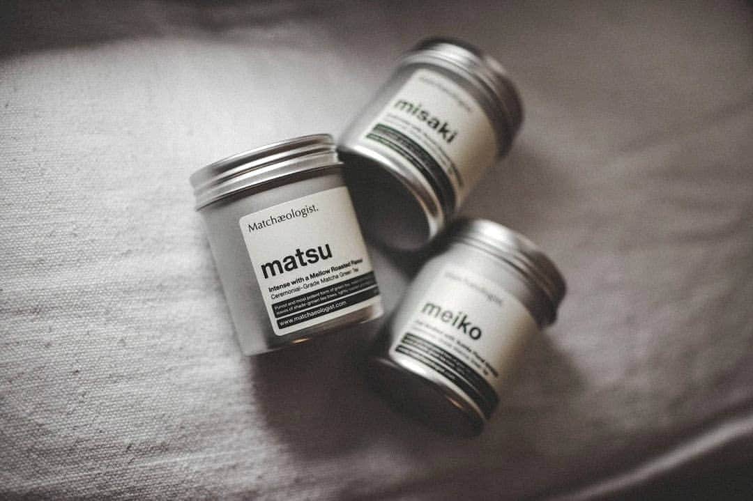 Matchæologist®さんのインスタグラム写真 - (Matchæologist®Instagram)「A Gesture of Gratitude this Christmas. 🎄 🙏 FINAL CALL - It is our pleasure to offer a 15% discount on all online purchases SITE-WIDE until midnight tonight! 😱🙋 Apply code “CHRISTMAS2020”  and grab your favourite products for yourself and your loved ones just in time for the holiday!! 😍 . ✨ Special thanks to our amazing friends @akirateahouse for this beautiful capture featuring our signature Misaki™, Matsu™, and Meiko™ Ceremonial Matcha. 🌿 . The ultimate gift of health - share the benefits of an enriching and unique #MatchaRitual 🎎 experience with the highest-quality ceremonial-grade matcha. 🍵 Matcha provides a sustained 'calm' energy boost, better metabolism and reinforced immunity for yourself and your loved ones. . Explore our range of artisanal matcha and treat your taste buds to the most delectable-tasting matcha green tea 🍃, because YOU deserve only the best! . Visit our website 👉 bio link @Matchaeologist . Matchæologist® #Matchaeologist Matchaeologist.com」12月20日 23時43分 - matchaeologist