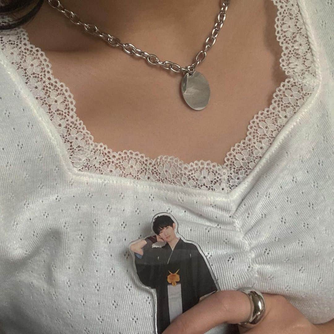 __96118のインスタグラム：「﻿ ﻿ おっぱい大好きスケベ康二くんにチチ捧げる﻿ ﻿ ﻿ ﻿」