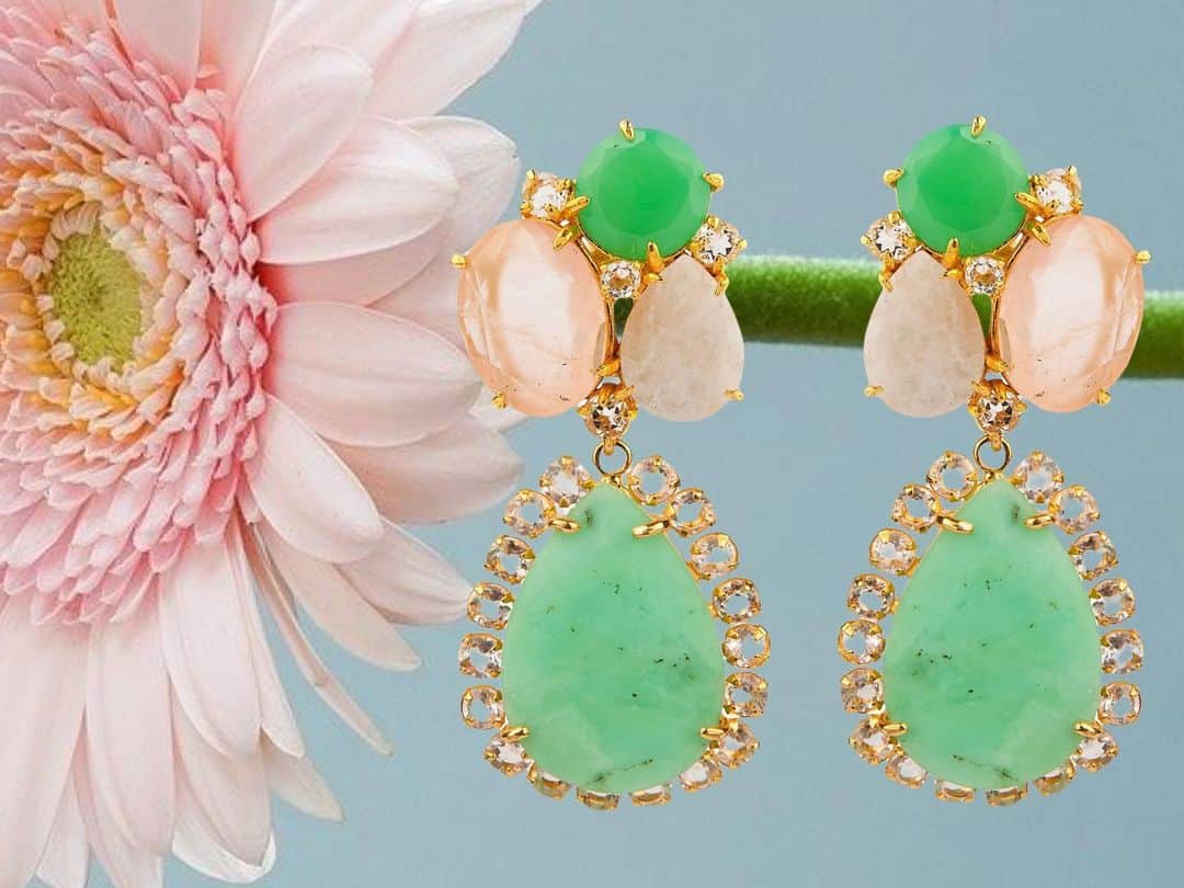 バウンキットさんのインスタグラム写真 - (バウンキットInstagram)「Sending one of my favorite color combinations your way, I hope you’ll like them! . . . . . . #versatilejewelry #statementearrings #semipreciousstones #earspiration #earrings #trend #bestcombination #sterling #designerjewelry #artisanaljewelry #madeinusa #handmadejewelry」12月21日 0時17分 - bounkitnyc