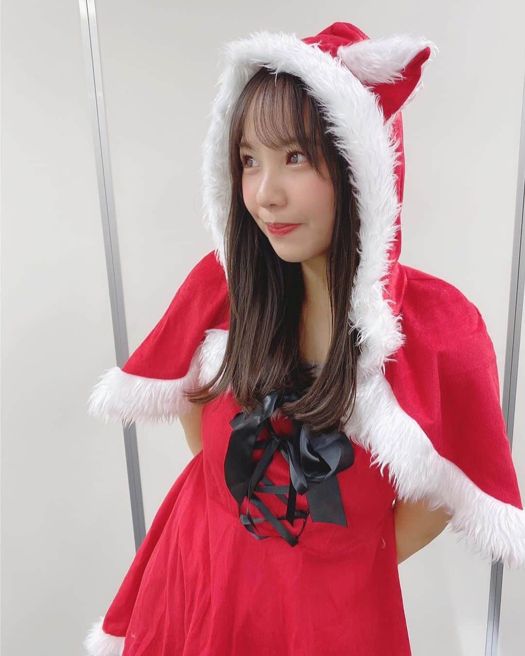 本郷柚巴さんのインスタグラム写真 - (本郷柚巴Instagram)「ふぅ〜🦁❤︎❤︎  🧸MerryChristmas🎁 ちょっと早く来過ぎたサンタさん🎅🏻  #待ってます💓」12月21日 0時27分 - h.yuzuha_0112