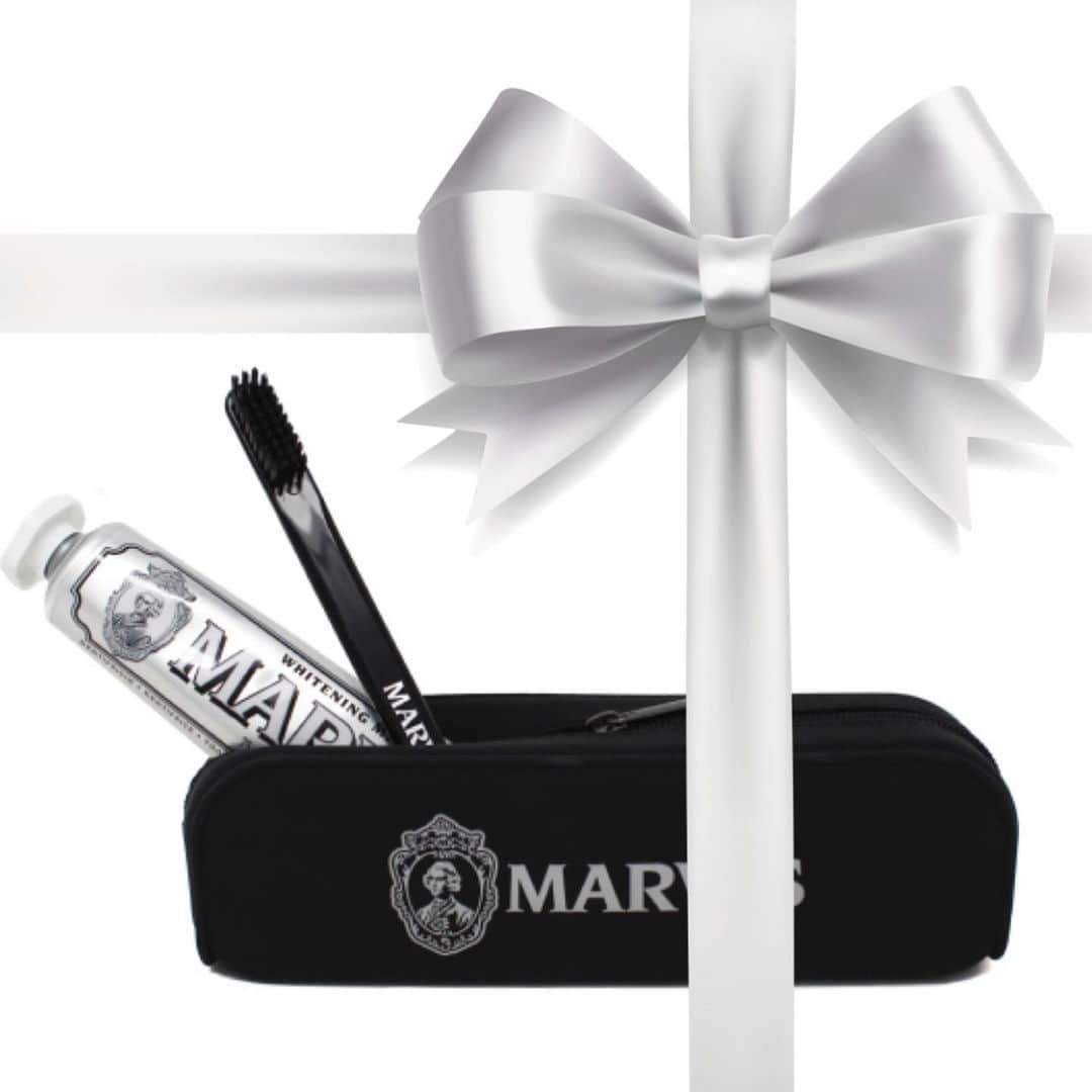 Marvis®️ Official Partnerさんのインスタグラム写真 - (Marvis®️ Official PartnerInstagram)「CLOSED✨ 🎁  GIVEAWAY 🎁 ✨  On the 5th Day of Marvis we are GIVING AWAY: Marvis Toiletries Set. 🔳 🔳 • This rubberized travel bag contains Marvis customer favorites Whitening Mint Toothpaste (full size 75mL) and medium nylon bristle toothbrush. Marvis Whitening Toothpaste delivers a sharp taste of cool mint for a pleasant and lasting freshness, and gently and gradually removes surface stains for a brighter, more splendid smile. The lightweight acrylic toothbrush has medium nylon bristles and is ideal for travel. Both come in Marvis’ rubber zip travel bag, exclusive to the set. • HERE'S HOW TO WIN: 1. Follow us on Instagram. 2. Tag a friend on this @marvis_usa giveaway post. 3. In the comments, use the hashtag #5DayOfMarvis • A winner will be announced TODAY by 6pm EST. - - - - - US participants only. Must live within the 48 contiguous states to win. If a winner does not qualify or respond with shipping information within 24 hours, we will select a new winner. For easy contact, we suggest making your profile public during the giveaway. This giveaway is not affiliated with Instagram in any way.」12月21日 0時31分 - marvis_usa