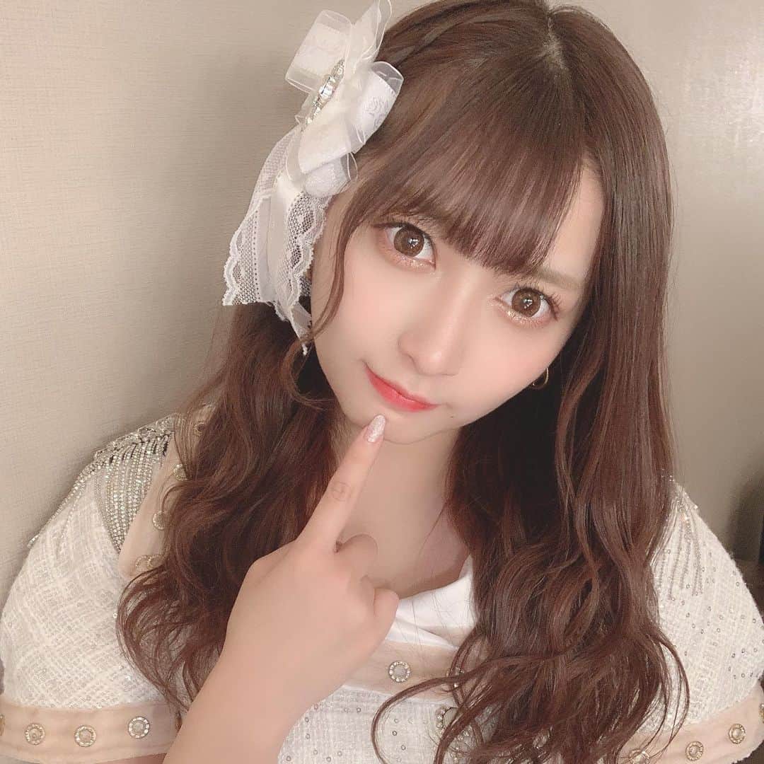 太田里織菜のインスタグラム：「. . 髪伸びたなぁ〜✩°｡⋆⸜(ू｡•ω•｡) . . #らぶどる」