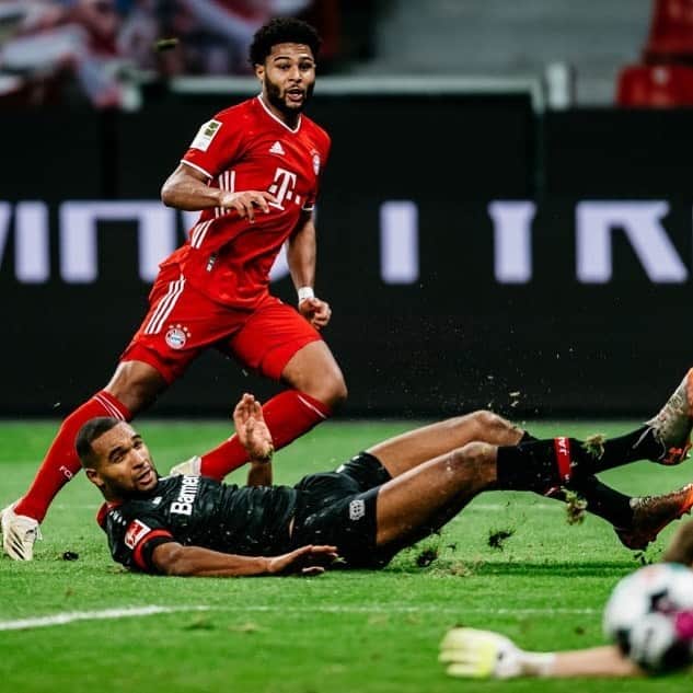 セルジュ・ニャブリのインスタグラム：「1-0 down, no problem」