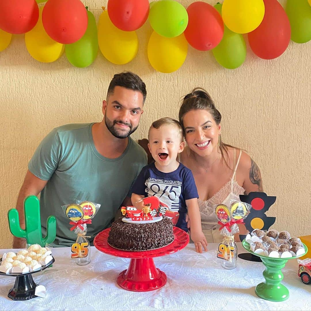 Bruna Unzuetaのインスタグラム：「Parabénnnns pro Oli ❤️」