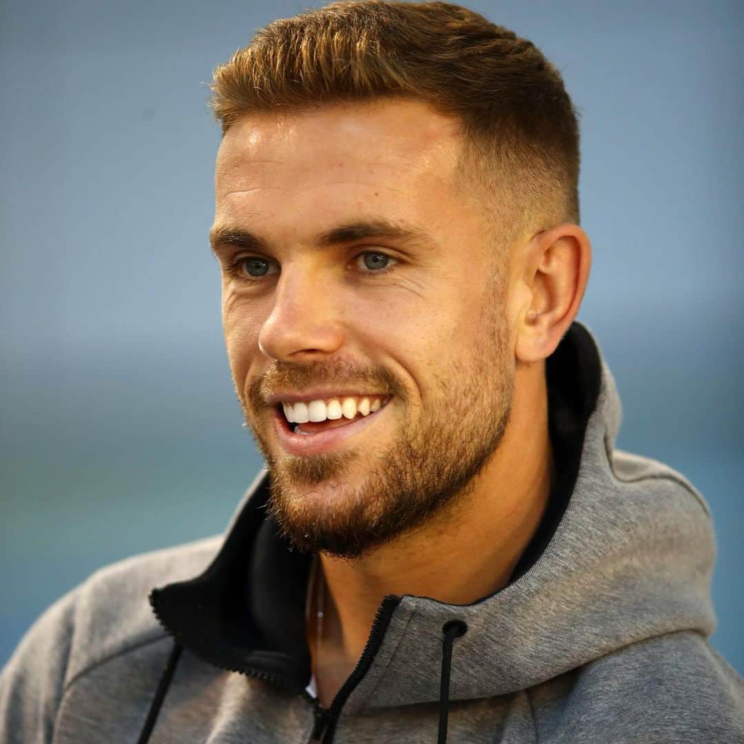 マーク・カヴェンディッシュのインスタグラム：「Probably the nicest person in football. Leader, peace keeper, all round legend. @jhenderson got my vote for BBC Sports Personality Of The Year. Good luck mate 👊#SPOTY」