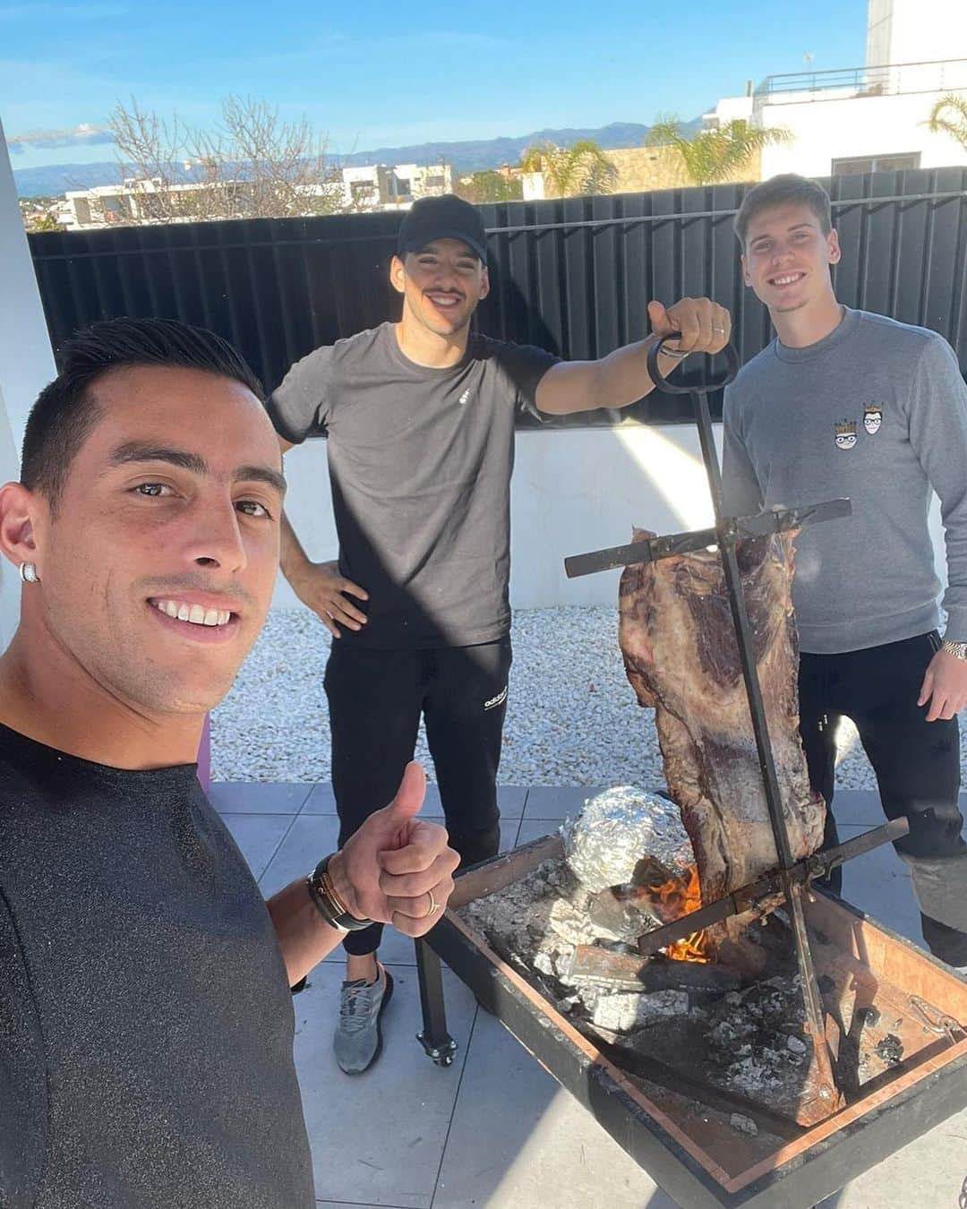 ヘロニモ・ルジさんのインスタグラム写真 - (ヘロニモ・ルジInstagram)「Domingo bien argentino 👍🏼🇦🇷」12月21日 5時33分 - gerorulli