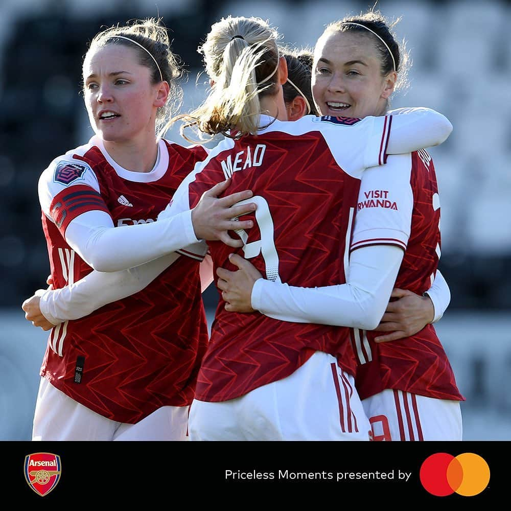 Arsenal Ladiesさんのインスタグラム写真 - (Arsenal LadiesInstagram)「Signing off 2020 with a W ✅ 2021 🔜 #WeAreTheArsenal 🔴 #COYG」12月21日 5時38分 - arsenalwfc