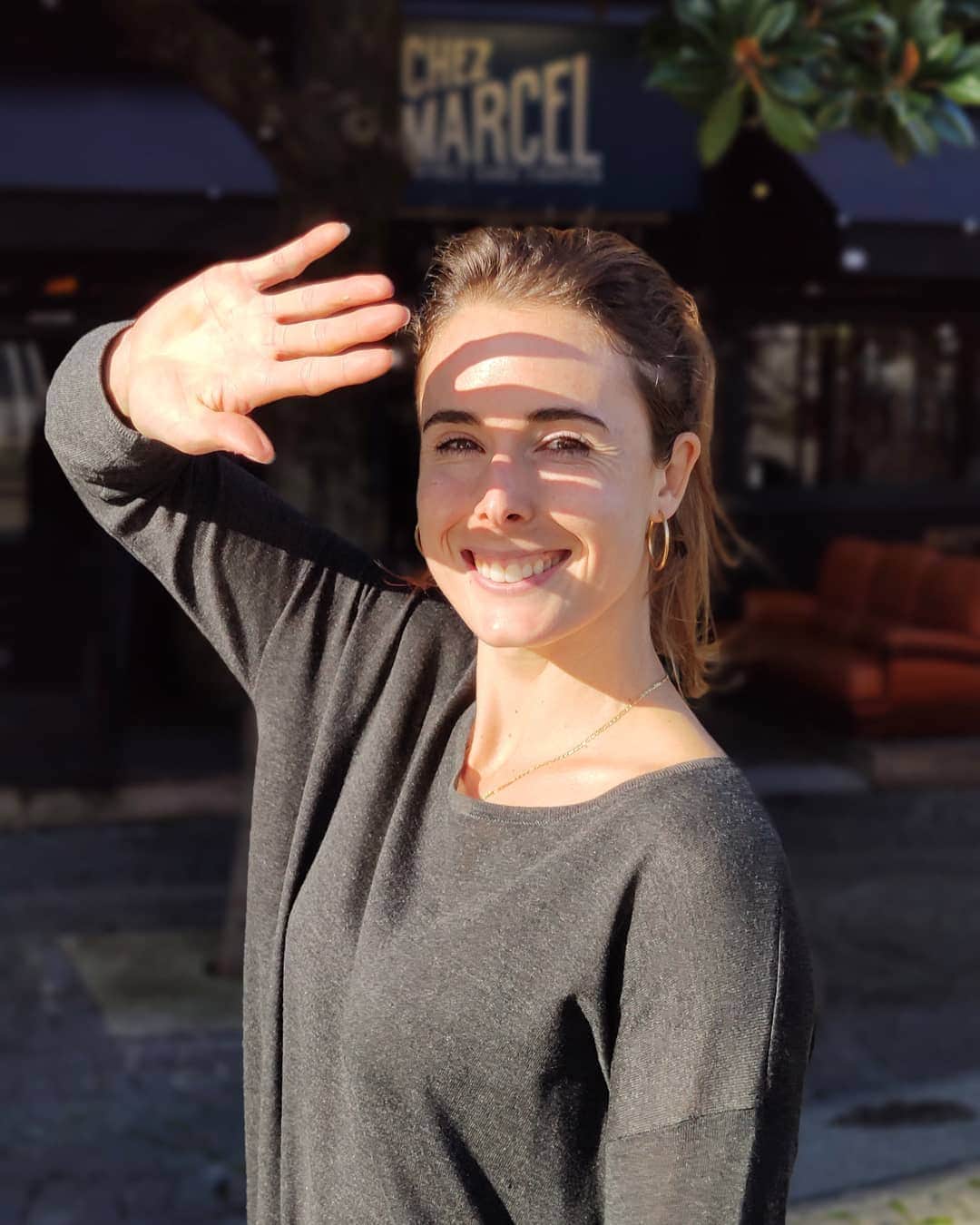 のインスタグラム：「Trop de chaleur pour mon ptit coeur 🥰🌞 Merci les amis pour ce week-end de folie 🎾🥓🍪🍹🙏 Et vivement la réouverture de @chezmarceltarbes 🙌」