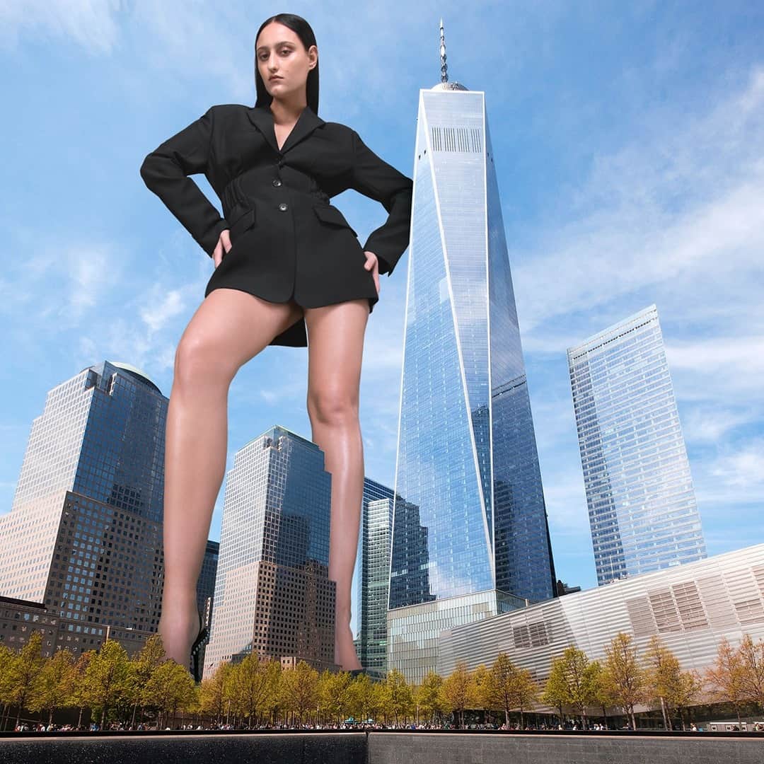 エルエヌシーシーのインスタグラム：「Saved by the 50ft Woman! Sexy yet androgynous, provocative yet refined, high yet low, Alexander Wang’s modern vision of femininity reflects modern womanhood. We bow down.  @alexanderwangny  Photographer: @raphaelbliss Retoucher: @helen_retouch Model: @jessmaybury Stylist: @jack_collins Hair: @tommystayton Make-up: @terrybarberonbeauty」